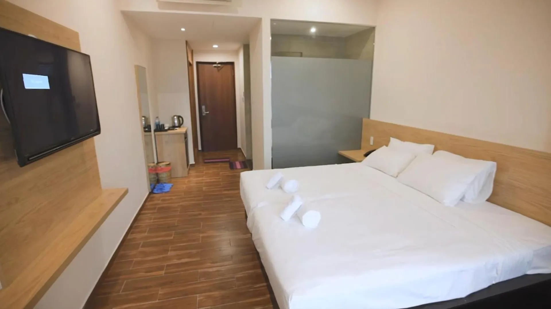 Happy Hotel Here Nha Trang