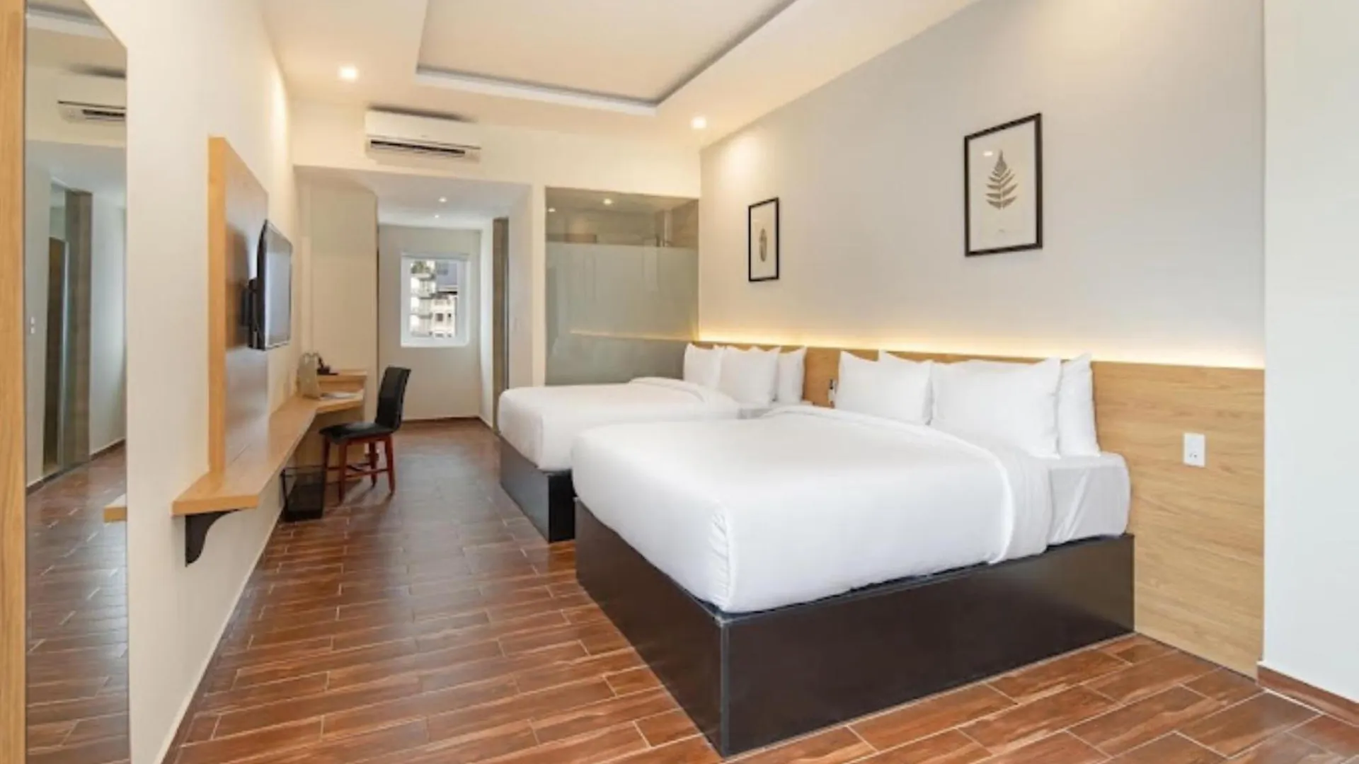 Happy Hotel Here Nha Trang