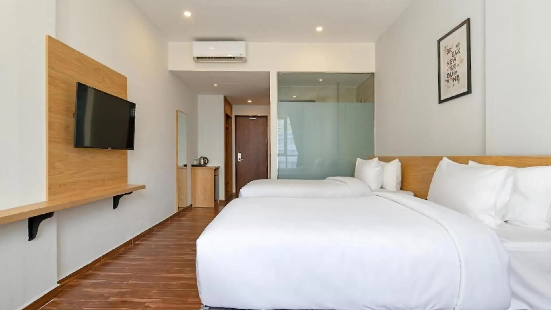 Happy Hotel Here Nha Trang Vietnam