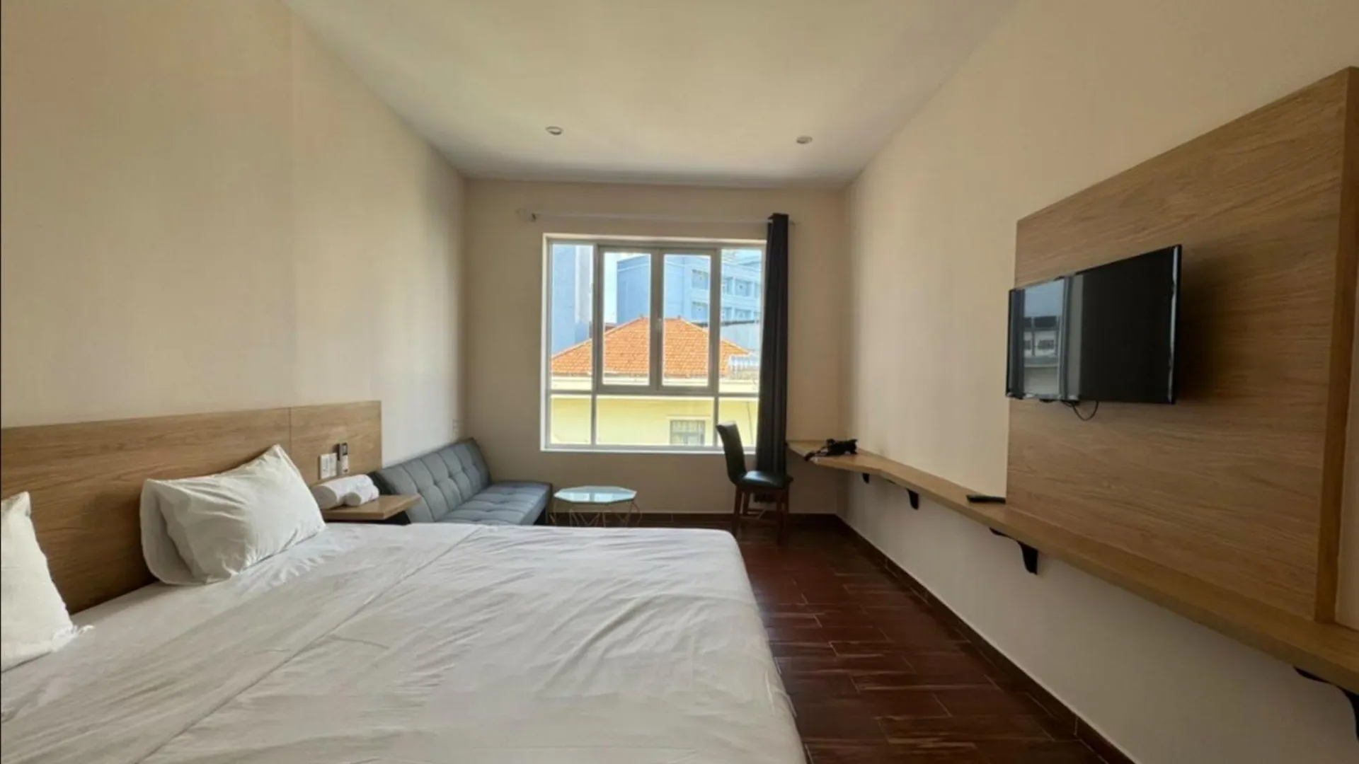 Happy Hotel Here Nha Trang